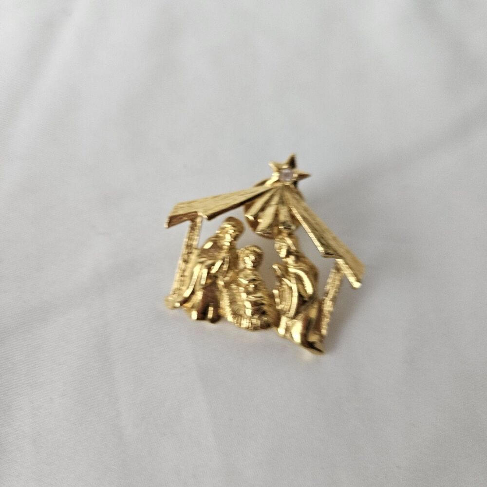 Vintage Gold Tone Nativity Scene Pin Brooch Star Rhinestone Holy Family